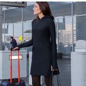 Betabrand Red Eye Travel Hoodie Sweatshirt Dress M - EUC